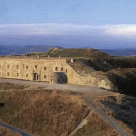 Semesterbostad Mare E Monti